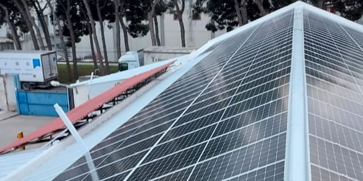 Instalación placas solares en Fabrica de Piensos Animales